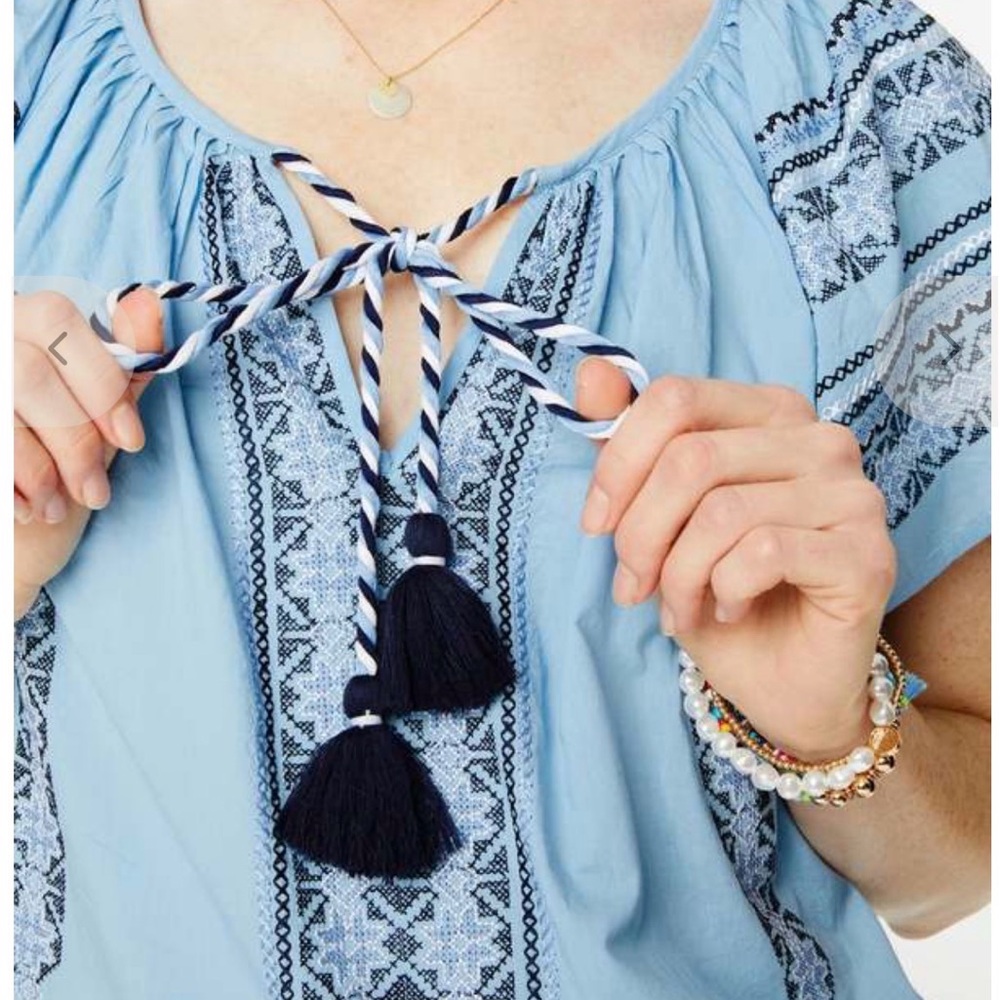 Roller Rabbit Embroidered Light Blue Peasant Top with Tassel Tie Sz M - Picture 2 of 9